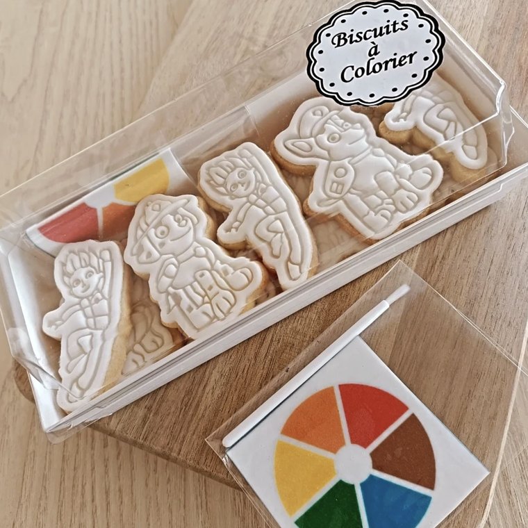 Box de 30 biscuits à empreintes à décorer